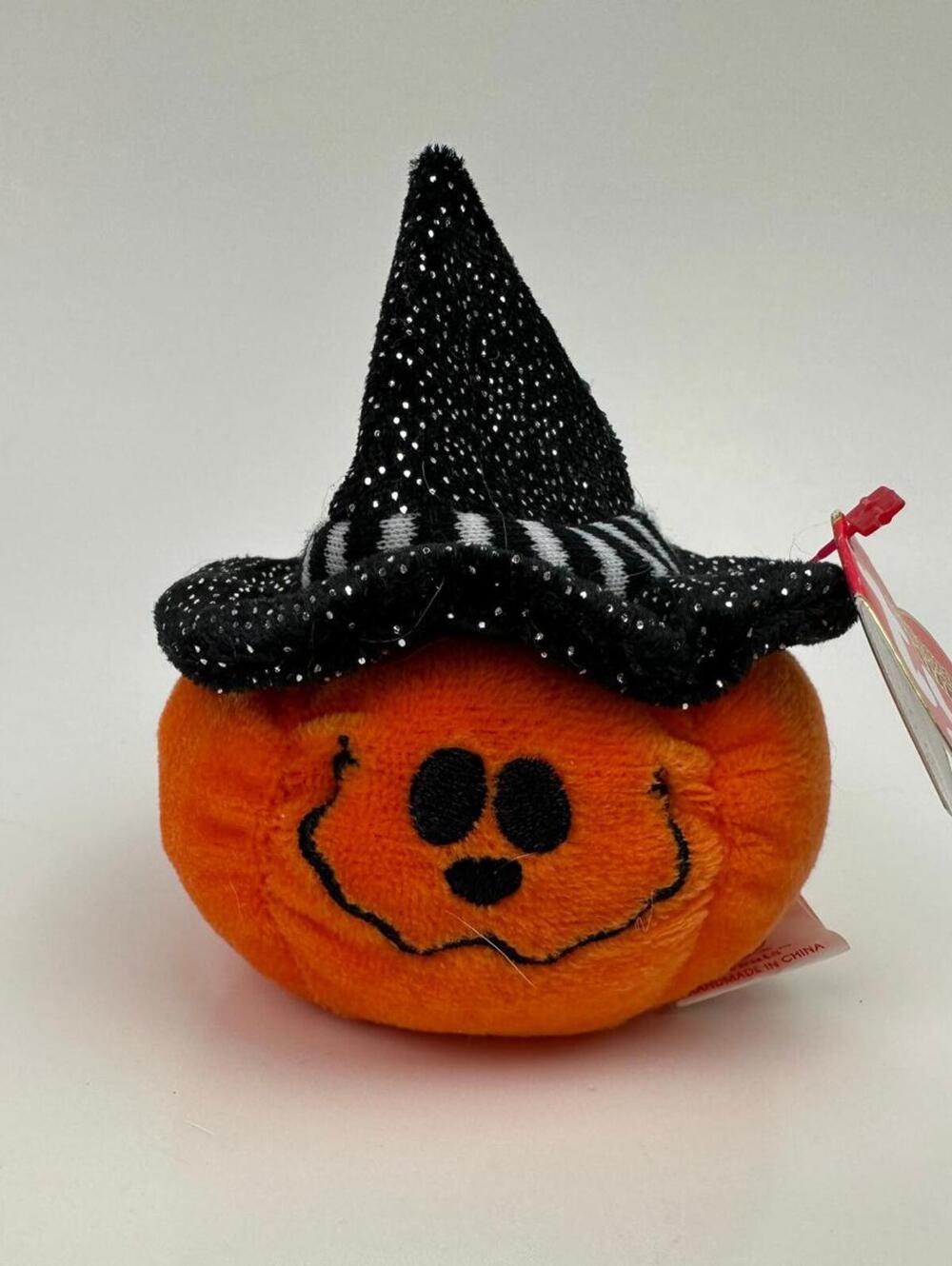 Ty Halloweenie Beanie “Treats” the Halloween Pumpkin - Teenie Beanie! (3 inch)